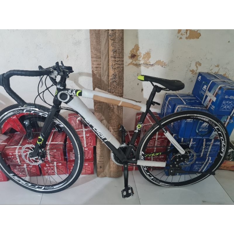 xe đạp Touring CROLAN seri 700