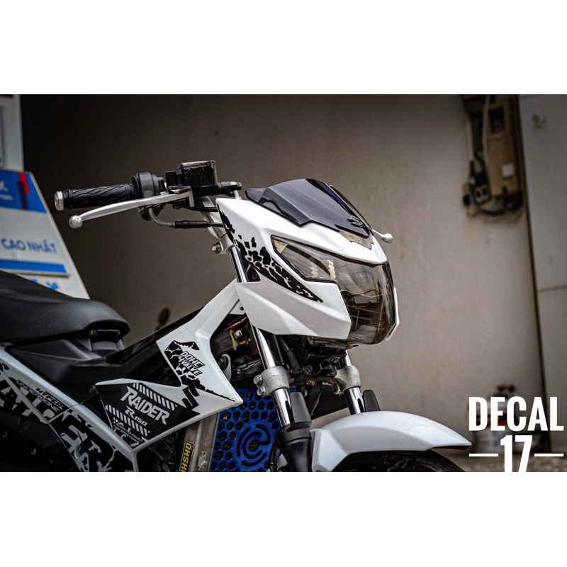 Tem zin raider trắng đen