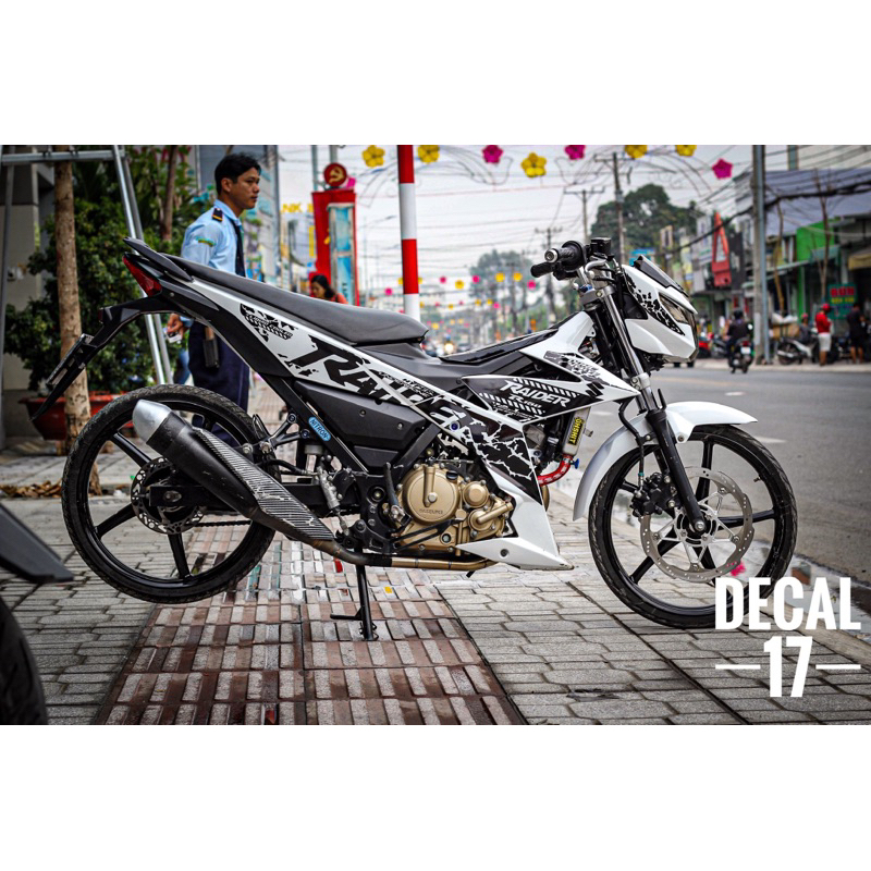 Tem zin raider trắng đen