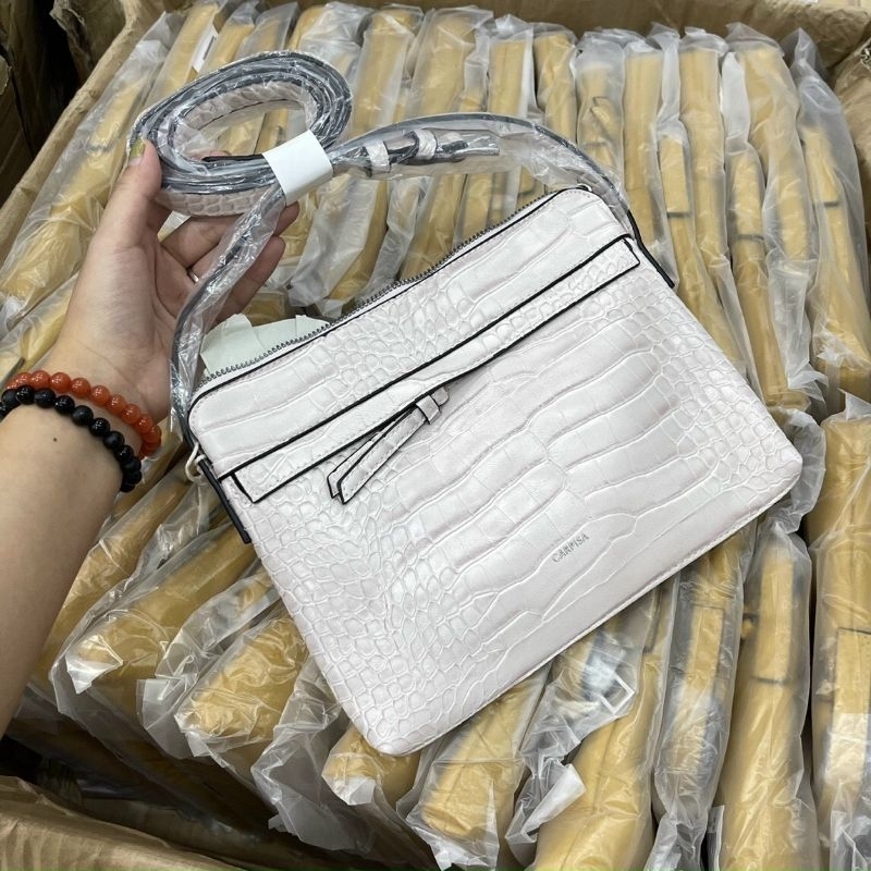 Thanh lý túi đeo chéo cho nữ nhiều mẫu