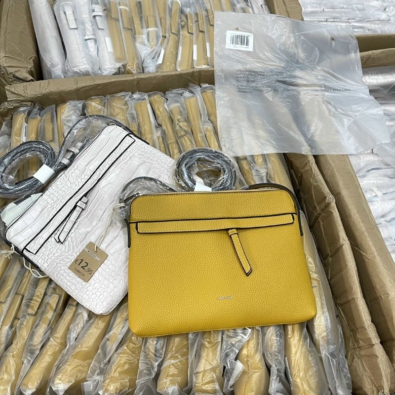 Thanh lý túi đeo chéo cho nữ nhiều mẫu