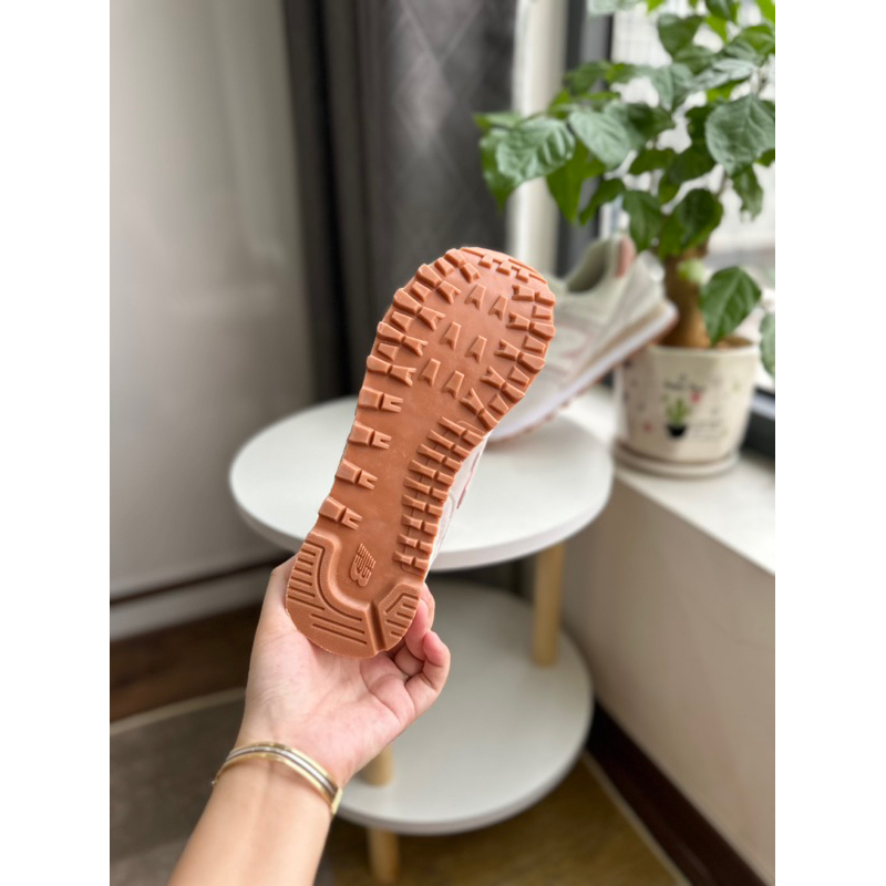Giày thể thao Nb574 kem hồng