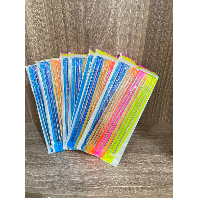 QUE NẶN MỤN THƯỜNG