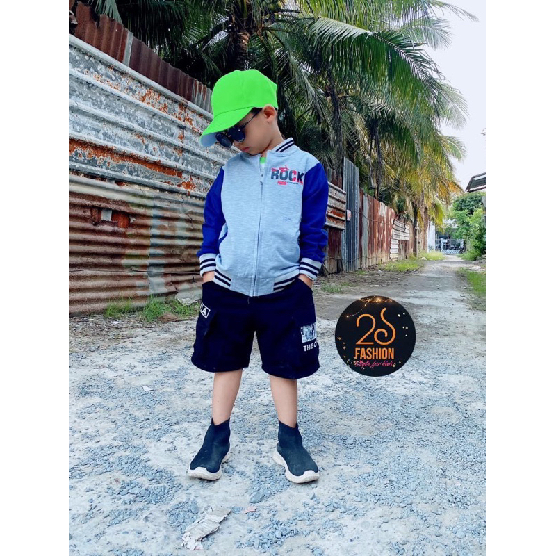 Khoác boomber cho bé trai