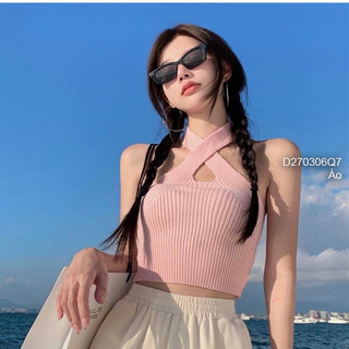 Áo len croptop cổ yếm đắp chéo