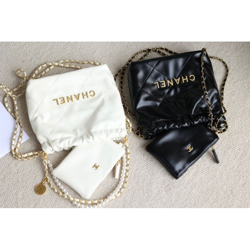 Túi xách nữ C.N bag da cực mềm 2 màu (đen+trắng)khóa vàng -2 size(sz20&amp;sz23) đeo được nhiều kiểu cực xinh