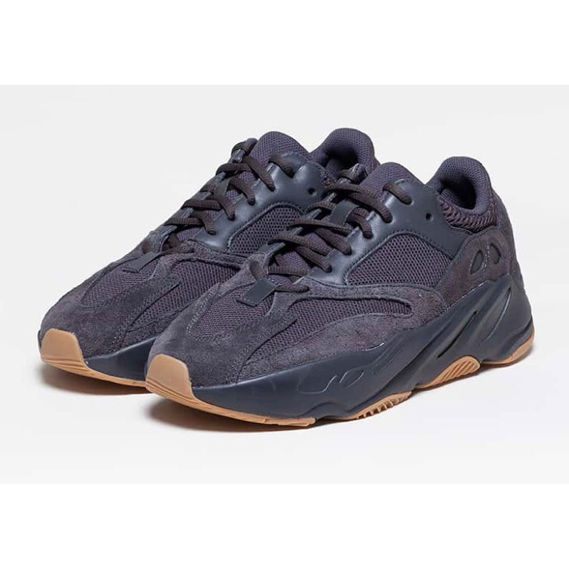 Thanh lý Giày Adidas Yeezy Boost 700 'Utility Black'