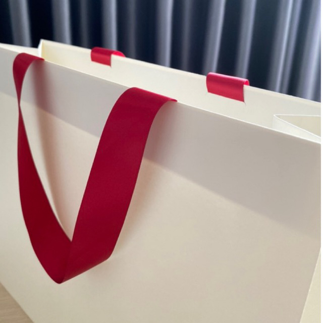 CHỈ BÁN TÚI TRƠN - Set 10 cái - Túi giấy kraft Nhật - Size 29.5x23x9cm - Quai ribbon satin cao cấp màu Scarlet