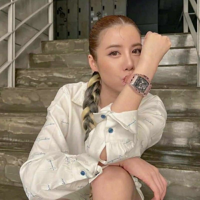 Đồng Hồ Nam,Nữ Guess .Size: 43mm.Full Box Hãng.Giá Xây Dựng Kênh.Trẻ Trung,Cá Tính