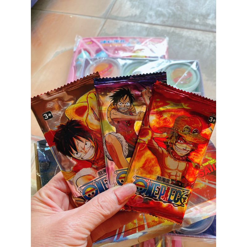 Hộp thẻ bài hải tặc one thẻ nhân phẩm  hop 36 gói nhỏ