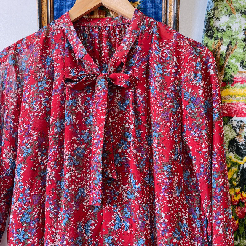 Áo voan đỏ hoa nhí Hàn