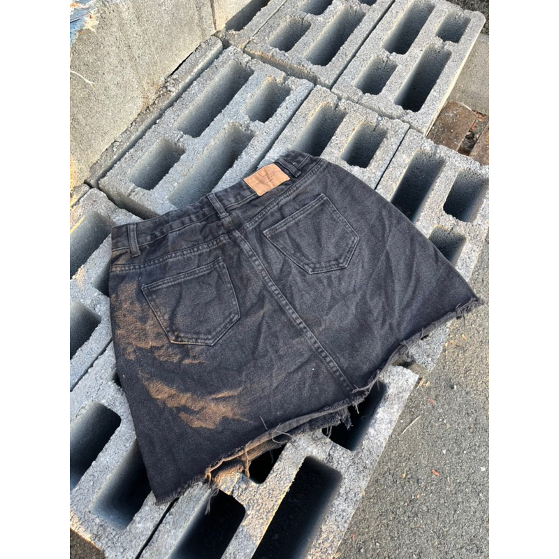 Váy jeans y2k vẽ tay