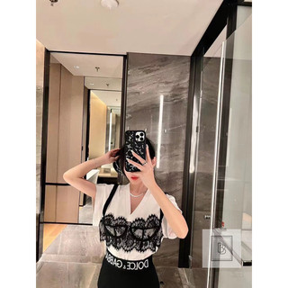 Áo phông dolke tay rơi phối ren