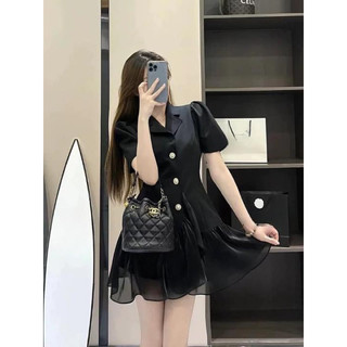 Đầm xoè  cổ vest cài nút lai bèo phong cách tiểu thư sang chảnh