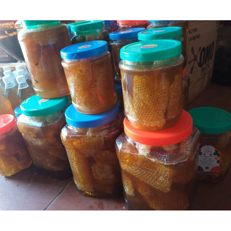mật ong hoa kèm sáp