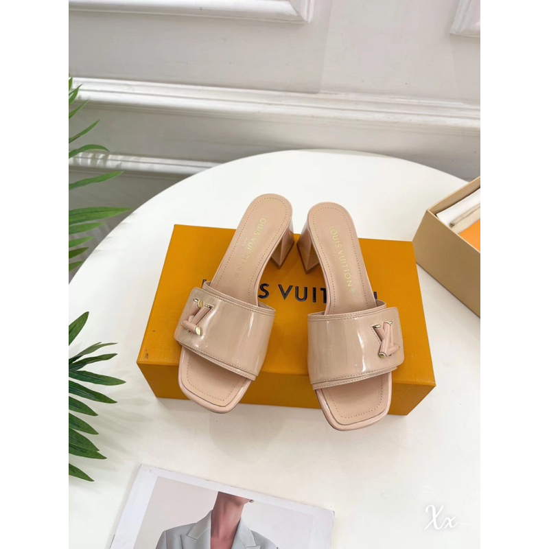 Guốc LV 2023 Trắng Đen Kem Full Size 35-39  -  By Anh Dinh Phuong