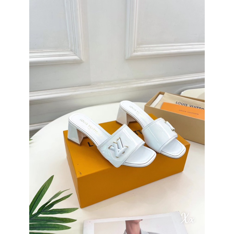 Guốc LV 2023 Trắng Đen Kem Full Size 35-39  -  By Anh Dinh Phuong