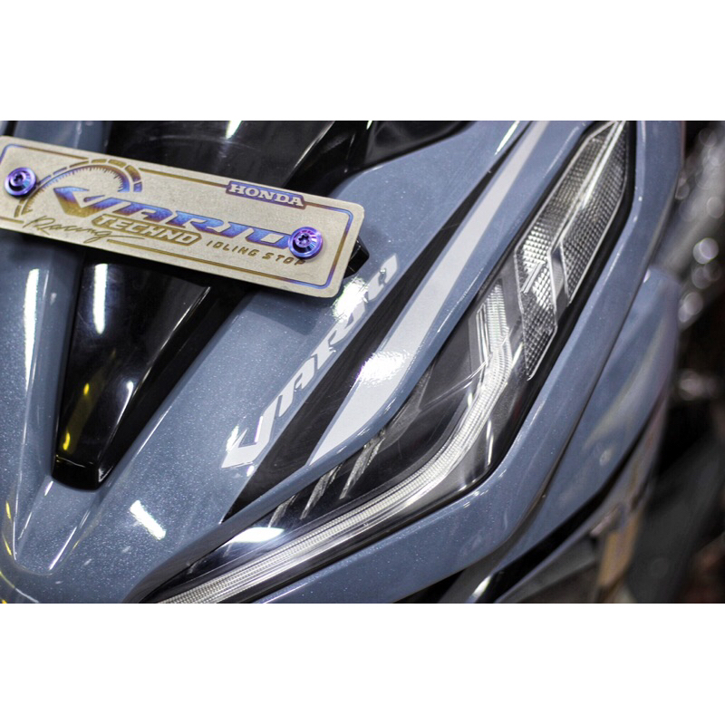 Tem chế vario 150 xám xi măng