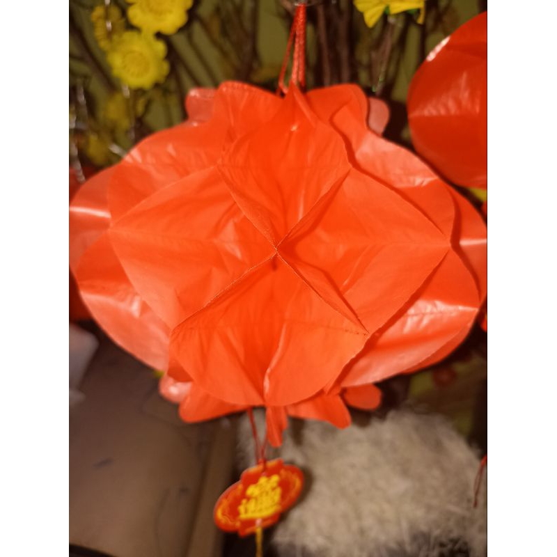 Đèn lồng nilong, đèn lồng tổ ong dùng trang trí tết, chùa, siêu thị