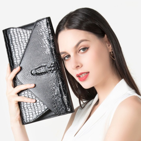 Ví Clutch cầm tay dự tiệc kiêm túi xách nữ cực kỳ thanh lịch, sang trọng và quý phái