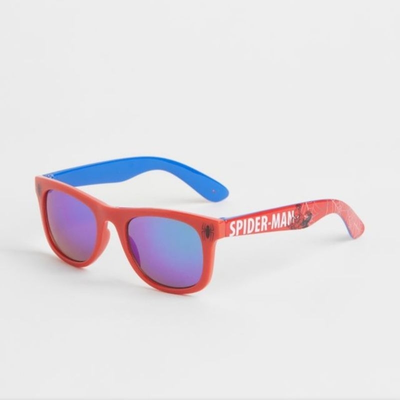 Măt kính râm đen HM chống tia UV cho bé