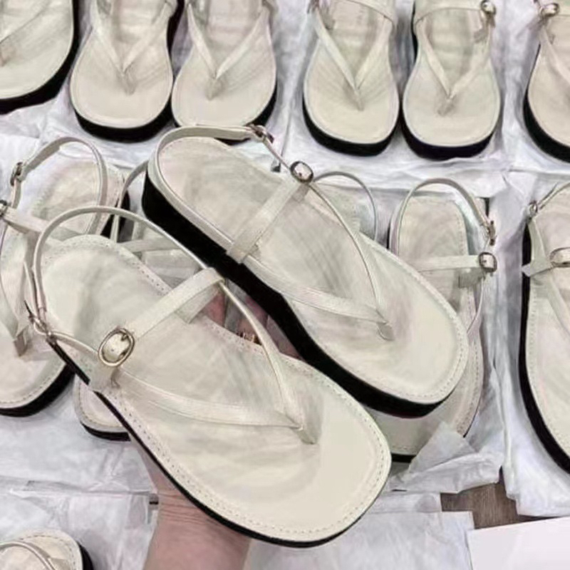 Sandal C.N.K quai mảnh hot hit hàng Quảng Châu