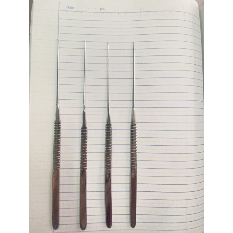 Móc vuông dùng trong y tế