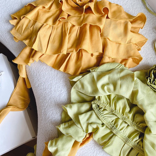 ÁO CROPTOP YẾM HOA BÈO TẦNG (trắng, đỏ, hồng, đen)