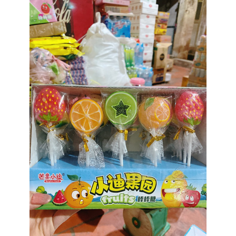 Hộp 30 chiếc kẹo mút trái cây nhiều hình