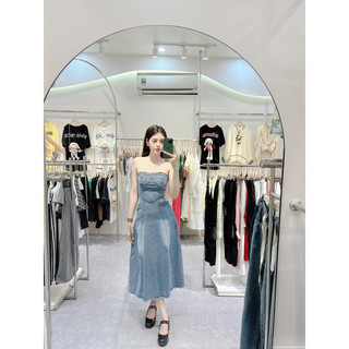 Đầm jeans cúp ngực hở vai viền ngực