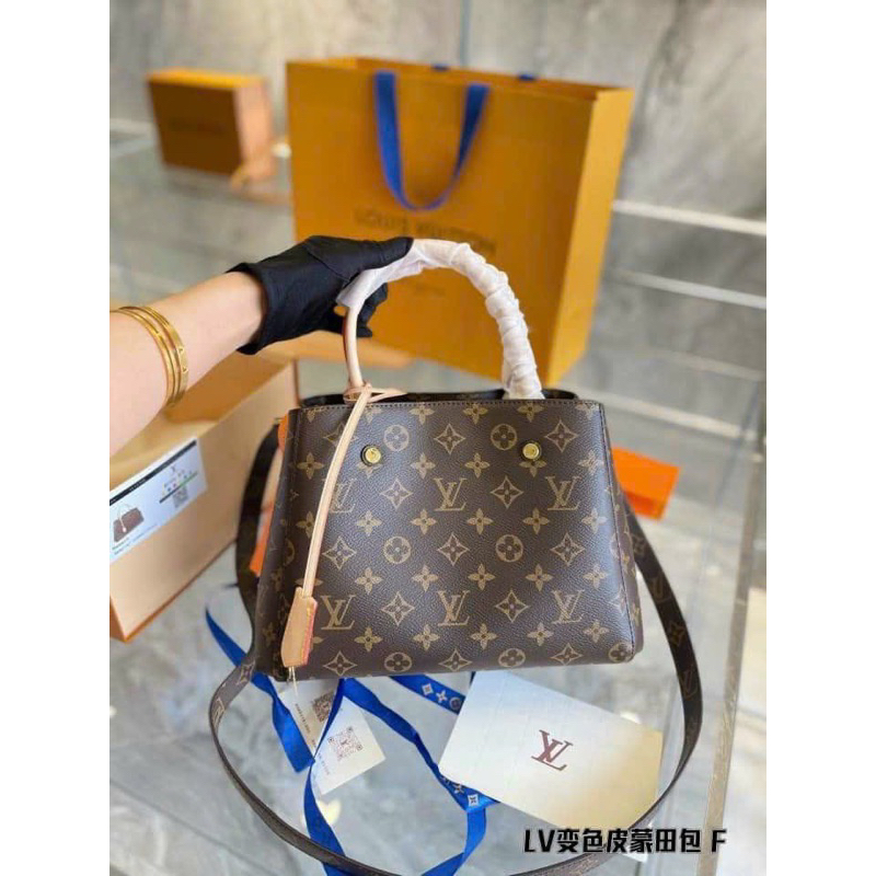 TÚI L V QUAI XÁCH MONTAIGNE