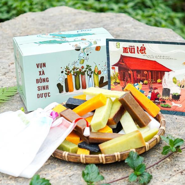 Vụn xà bông sinh dược chiết xuất từ thiên nhiên, Hộp 1kg - Tặng kèm 2 túi lưới tạo bọt