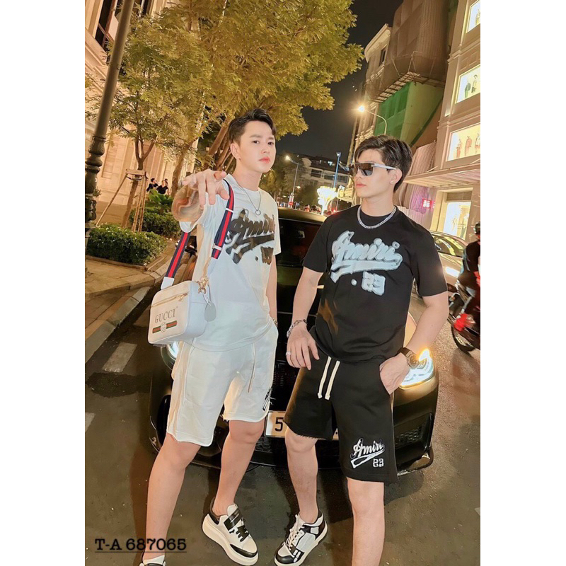 Bộ cộc tay hot trend cùng với 2 màu đen trắng độc lạ hot hè năm 2023 new