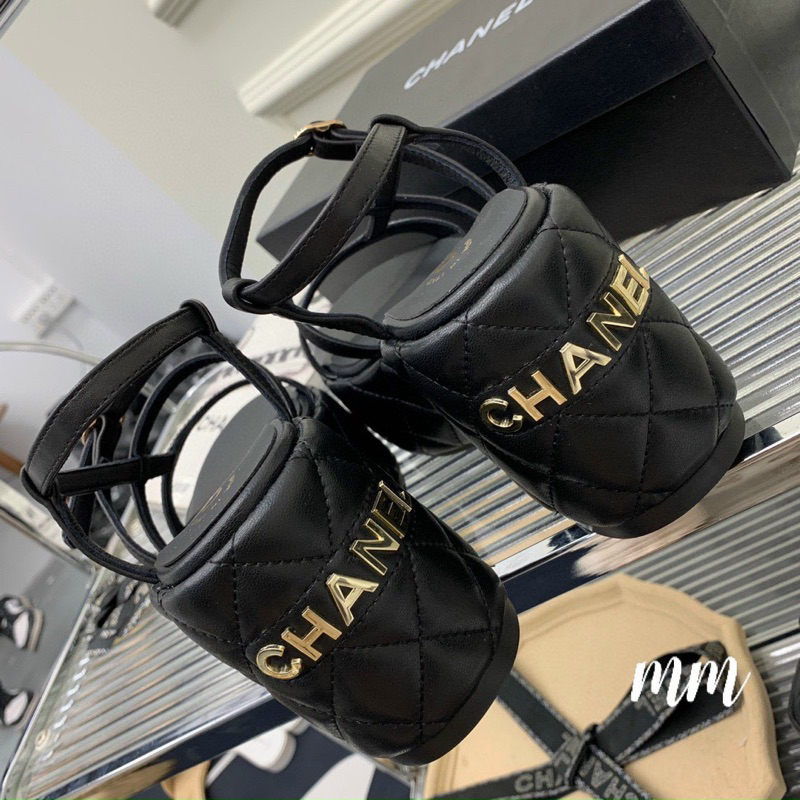 Sandal đế xuồng siêu sang, mix đồ xinh xỉu. hàng fullbox