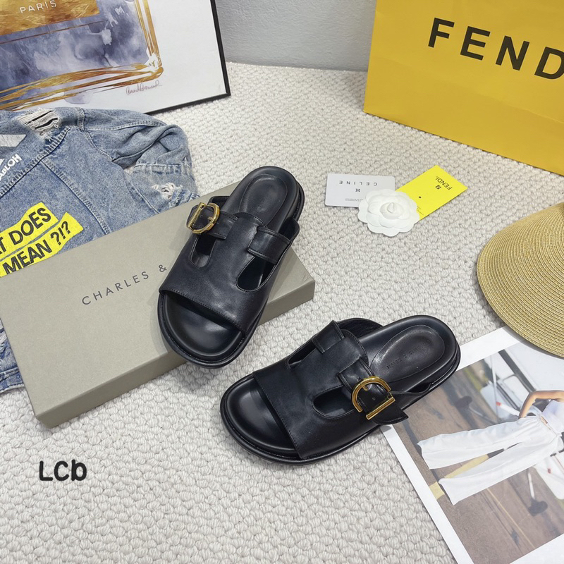 Dép lê cn.k quai cài khuy bản mới nhất siêu xinh