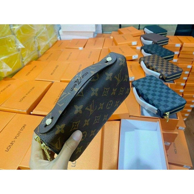Ví Cầm Tay LV Nhiều Ngăn 2 khóa cao cấp - Windy.com