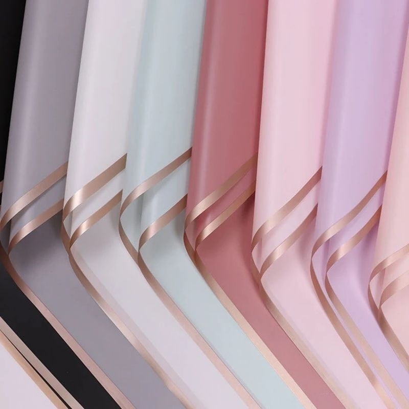 Giấy gói hoa viền đồng sang chảnh