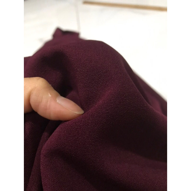 Vải thun cát Nhật màu đỏ đô co dãn dày vừa mềm rũ may đầm váy ,quần áo kiểu thời trang