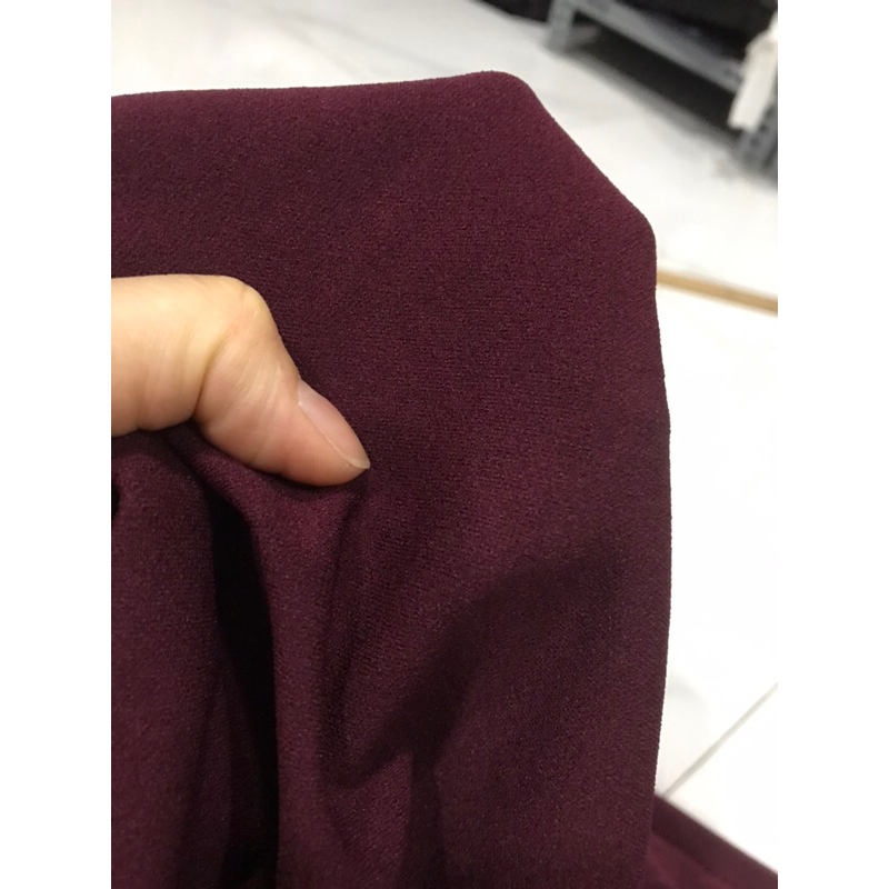 Vải thun cát Nhật màu đỏ đô co dãn dày vừa mềm rũ may đầm váy ,quần áo kiểu thời trang