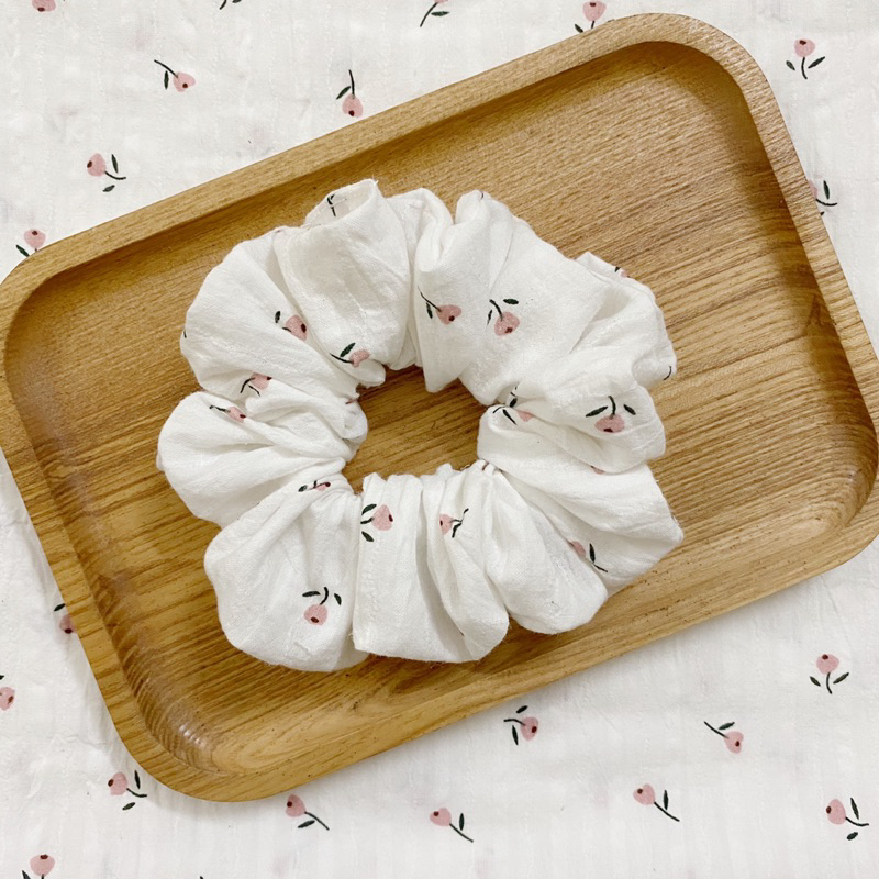 Dây buộc tóc Scrunchies hoa tulip nhí