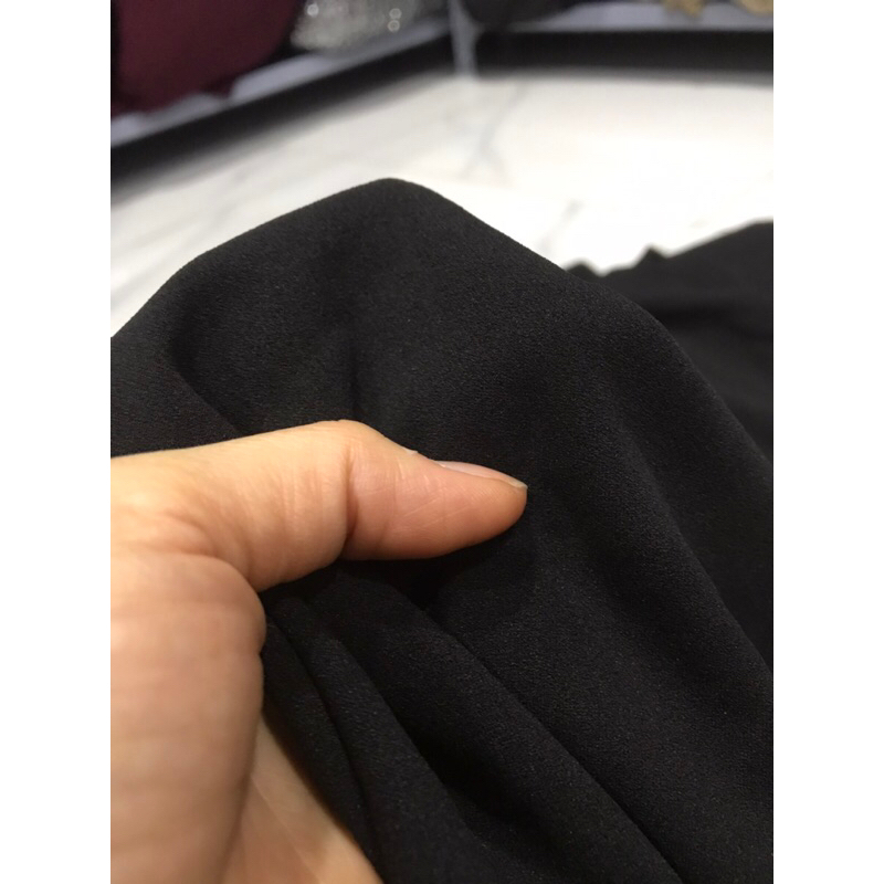 Vải thun cát Nhật màu đen co dãn dày vừa mềm rũ may đầm váy ,quần áo kiểu thời trang
