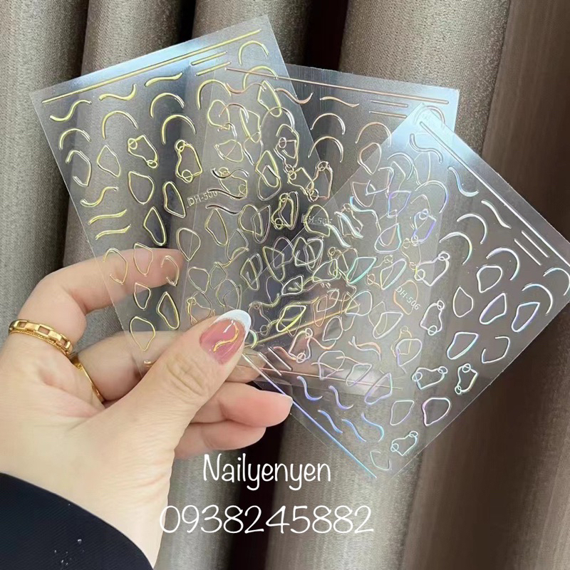 Sticker cực quang trang trí móng