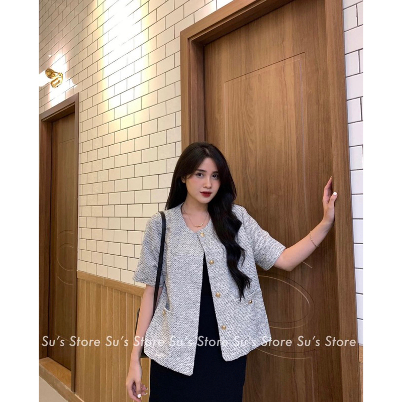 Áo Khoác Dạ Tweed Cộc Tay Xám Tiêu Khuy Vàng