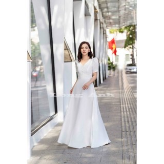 Váy cưới đi bàn cổ tim cách điệu , có may theo số đo