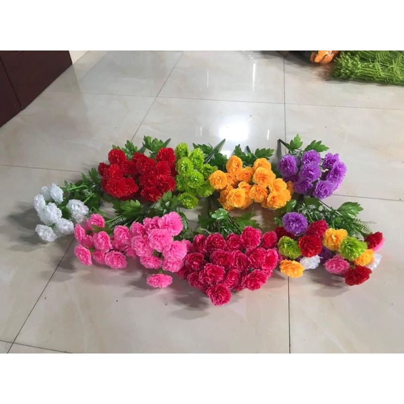 Cụm hoa trang trí