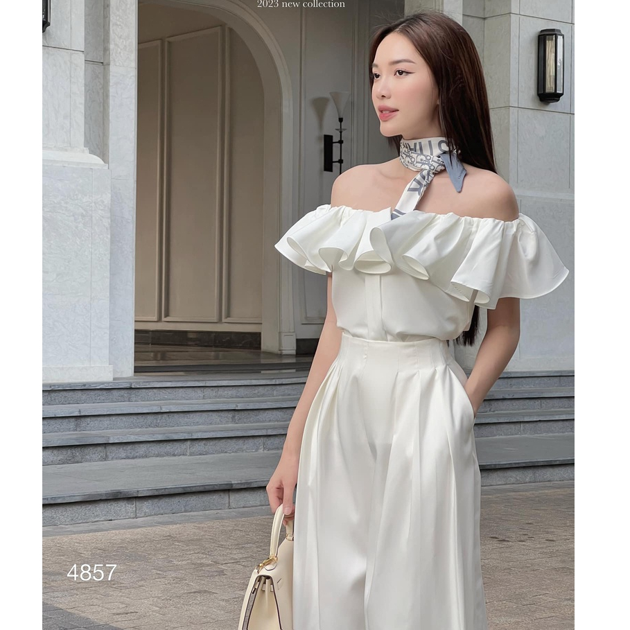 Set đồ nữ sang chảnh áo kiểu nữ trễ vai kết hợp quần ống suông rộng màu trắng thời trang công sở thiết kế dạo phố LEVAN