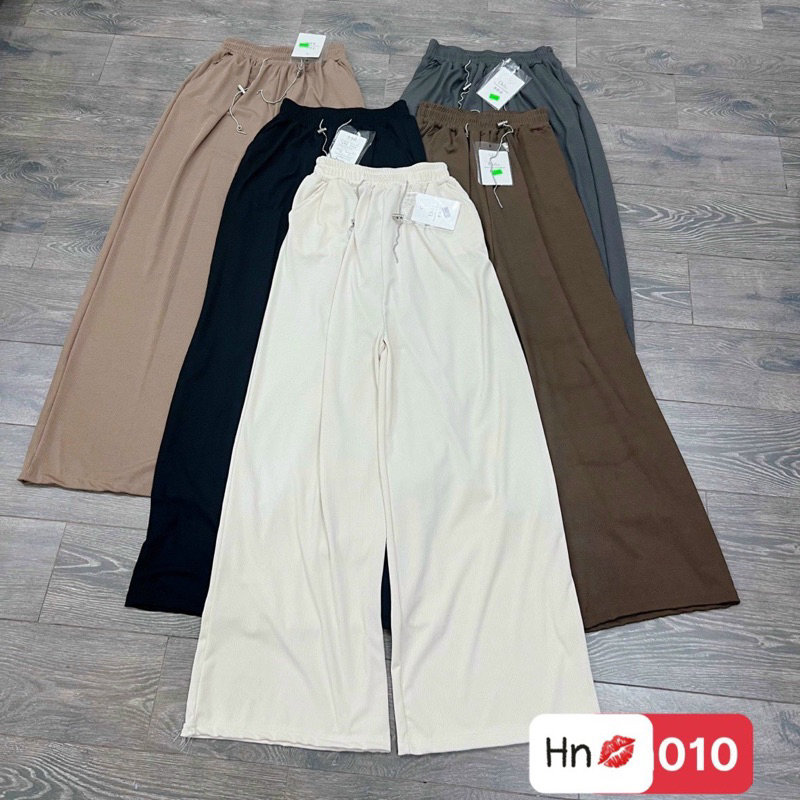 Quần xuông tăm, dây xích bụng