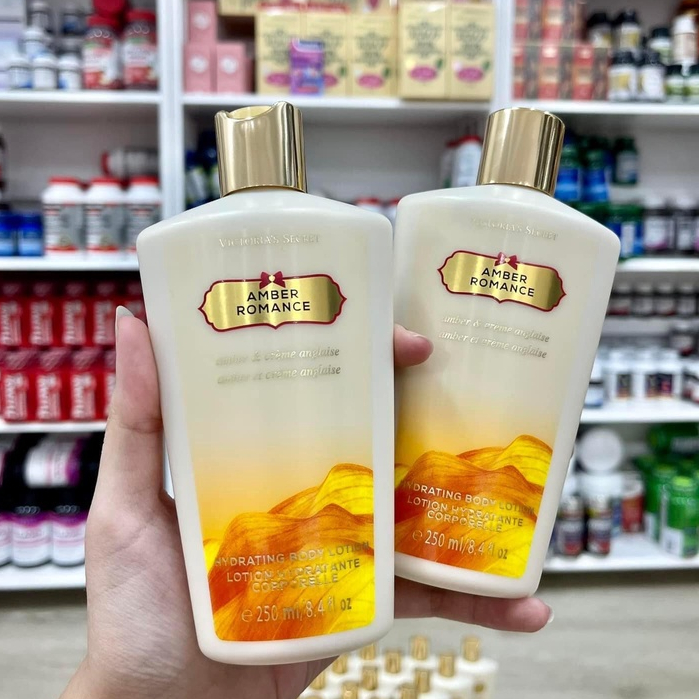 Sữa Dưỡng Thể Victoria’s Secret Amber Romance