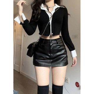 Áo croptop thun gân đen phối cổ sơ mi tay trắng phong cách y2k