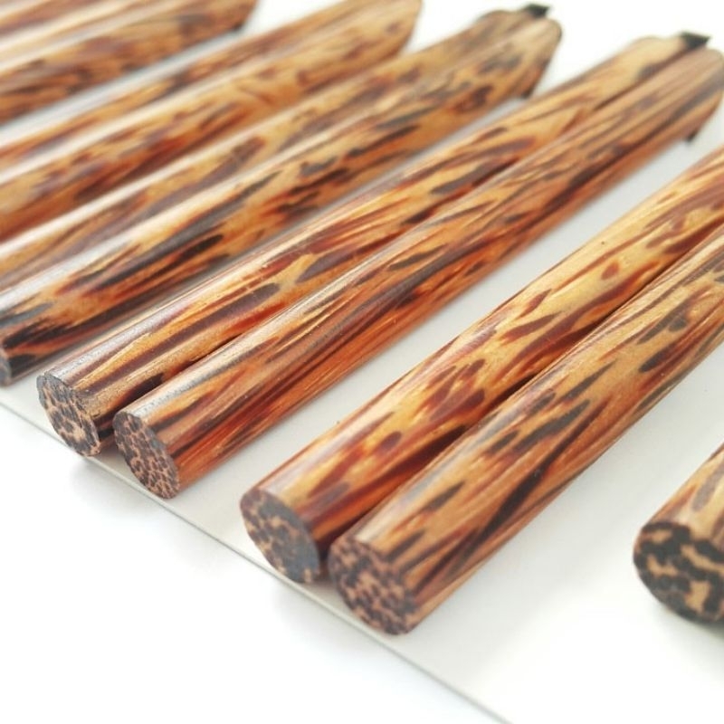 Loại 1 cao cấp - 1 Đôi đũa dừa Bến Tre - dừa già đen mun ‐ Chât lượng đảm bảo